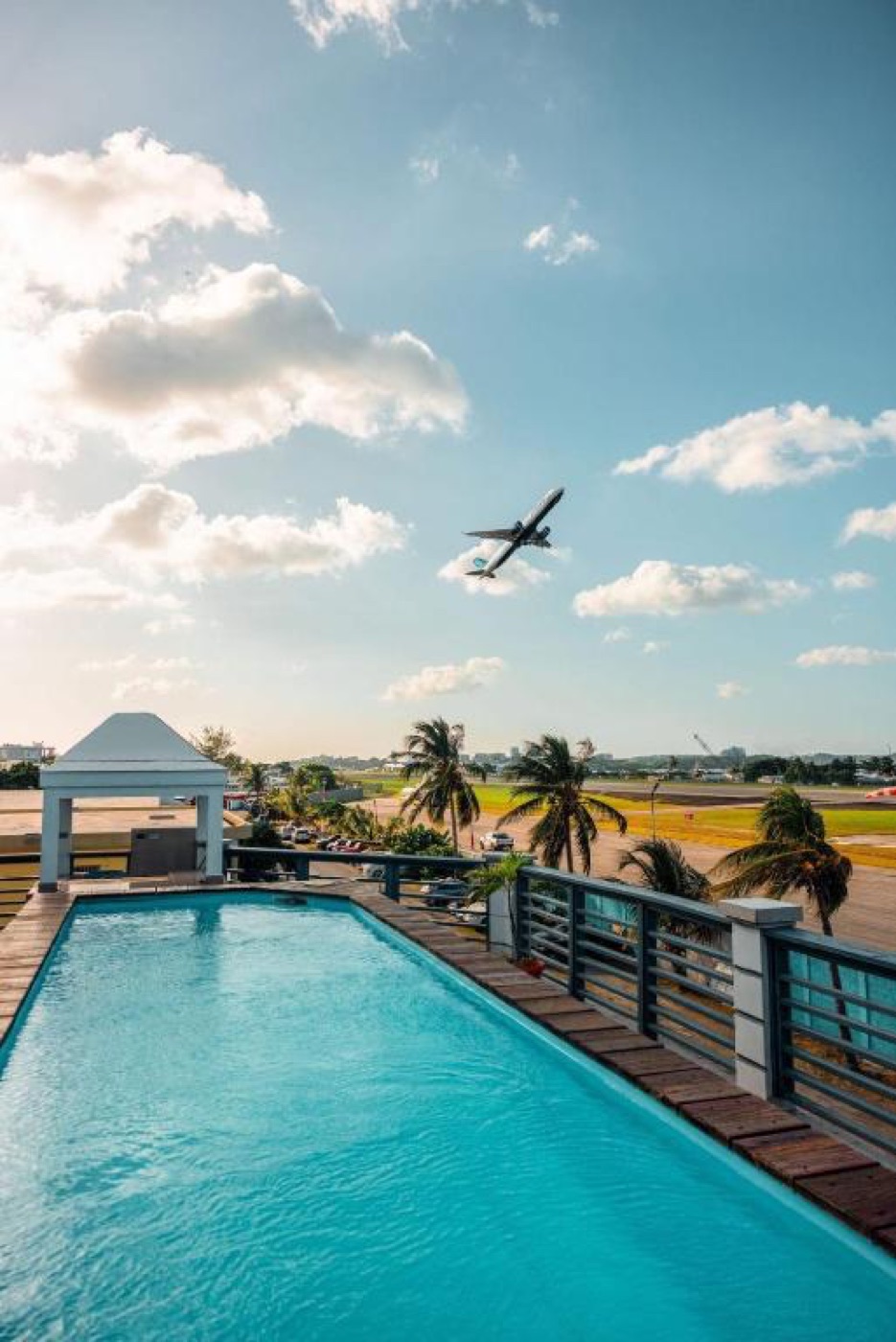 Plane Spotting With a Cocktail: Happy Hour on the Deck